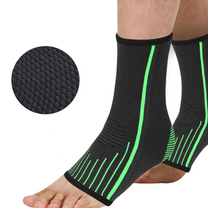 Soporte de tobillo de fútbol de compresión de baloncesto elástico transpirable - Product Image 6