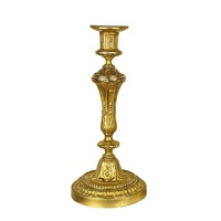 Porte-bougie en laiton coloré fait main de haute qualité au design moderne et luxueux, personnalisable pour la décoration de la maison et les mariages