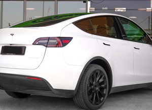 Modelo Tesla Model Y Long Range (AWD) 2022, Eléctrico, Automático, 45000 km (Whatsapp /+1 4152363674) - Product Image 2