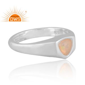 แหวนเงินแท้ 925 ดีไซน์ทันสมัย ประดับโอปอลเอธิโอเปียธรรมชาติ งานแฮนด์เมด เครื่องประดับสั่งทำพิเศษสำหรับผู้หญิง ของขวัญสำหรับเธอ - Product Image 4