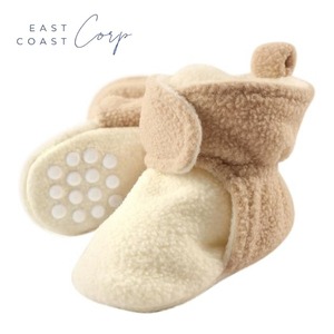 Acogedores botines de vellón para bebés - Product Image 1