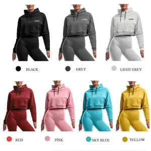 Sudaderas con capucha y cuello redondo con logotipo personalizado para niñas - Product Image 3