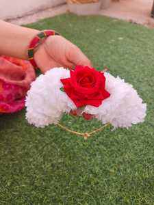 Handcrafted ประดิษฐ์ Gajra ดอกไม้ Kangan/กําไลข้อมือชุดปรับขนาดสีขาวปรับแต่งที่สมบูรณ์แบบสําหรับงานแต่งงาน - Product Image 6