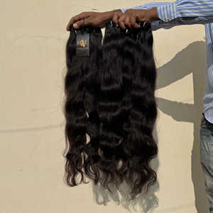 Paquets de cheveux raides brésiliens crus, extensions de cheveux humains bouclés de vison brut cambodgien, paquets de tissage de cheveux Deepwave naturels - Product Image 1