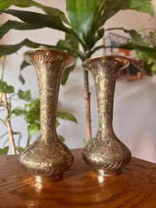 Jarrón Decorativo de Metal Dorado Estilo Real para Exhibición de Eventos de Lujo, Celebración de Bodas, Festivales y Regalos Premium - Product Image 5