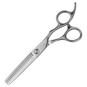Tijeras de Entresacar Profesionales para Peluquería, 5.75 Pulgadas, al por Mayor |   Alicate Alemán de Acero Inoxidable para Diestros con Punta Roma de 32 Dientes - Product Image 1
