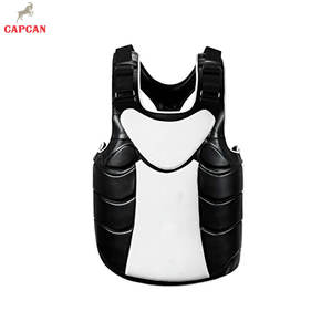 Protection de poitrine pour homme avec logo personnalisé, fabriquée avec des matériaux de qualité supérieure, pour MMA et boxe. - Product Image 1