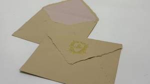 Enveloppes doublées avec une doublure intérieure soignée, idéales pour les invitations, la papeterie, les cadeaux, les cartes de mariage et les emballages en papier élégants. - Product Image 2