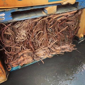 Fil de cuivre de qualité supérieure, 99,99 %, vente chaude, livraison rapide, achetez maintenant, prix de gros, 100 % LC, 1 tonne de fil de cuivre isolé - Product Image 1