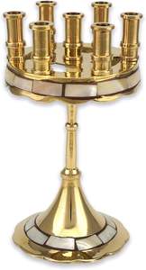 Candelabro de Latón Pulido, Soporte Hecho a Mano con Diseño Personalizado para Decoración del Hogar, Acabado Ideal para Templos Domésticos - Product Image 2