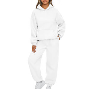 Chándales de tendencia, chándales transpirables de algodón 100% para mujer, conjuntos de ropa atlética informal de 2 piezas - Product Image 1