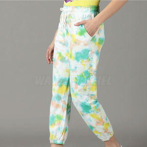 กางเกงสเวตเตอร์ผู้หญิงที่มีผิวเทอร์รี่เรียบและกางเกงสเวตเตอร์ทรงสลิมฟิต - Product Image 4