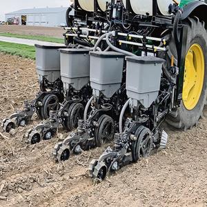 Sembradora de maíz de precisión de calidad superior para tractores agrícolas Piezas de máquinas agrícolas Compre ahora con entrega rápida disponible - Product Image 6