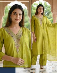 Kurti tendance pour femmes en viscose Vetican avec palazzo, confortable pour le quotidien, tenue de collège et vêtements professionnels - Product Image 3