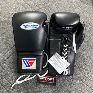 Nouveaux gants de boxe de haute qualité personnalisés, en cuir de vache véritable, avec logo personnalisé et toutes les couleurs et tailles disponibles - Product Image 2
