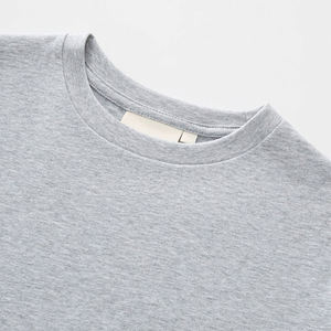 Camiseta Deportiva de Secado Rápido para Hombre, Estilo 2026, Ajustada, Lisa, para Gimnasio y Running, 83% Poliéster, 17% Elastano - Product Image 2