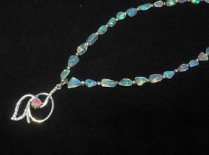 \ Collier de perles de pierres précieuses en opale naturelle en argent sterling 925 pendentif en opale non façonné cadeau de bijoux faits à la main délicats pour elle - Product Image 3