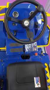 Mode de démarrage électrique de bonne performance Tondeuses à gazon diesel 4WD Tondeuse à gazon avec roues arrière hautes - Product Image 5