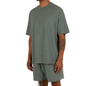 Acheter Sweat-shirt de haute qualité pour hommes ensemble de vêtements d'été pour hommes 2 pièces ensemble chemise à manches courtes et shorts pour hommes ensembles 2026 - Product Image 5