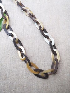 Collar de Cuerno de Búfalo Premium para Mujer, Joyería Decorativa Hecha a Mano, Pieza Elegante, Diseño Único, Accesorio con Estilo - Product Image 6