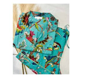 Conjunto de ropa de dormir de algodón sostenible para mujer Blue Blossom Pijamas cortos para verano Conjunto de dormir para mujer - Product Image 1