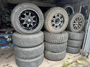 ยางล้อรถยนต์มือสองยาง12R22.5รถบรรทุก - Product Image 3