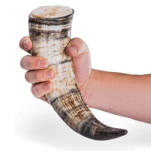 Cuerno vikingo de lujo para beber 100% Cuerno de buey de vaca ecológico natural Cristalería hecha a mano para copas de vino y cerveza - Product Image 1