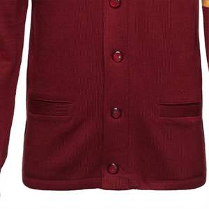 Timeless Varsity Sweater-Cómodo, de alta calidad e ideal para ropa informal y estilo de moda - Product Image 6