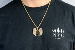 D'VINS JEWELS - Colgante de Alas de Ángel en Oro de 14K con Diamantes Cultivados en Laboratorio, Estilo Hip Hop Unisex, Joyería de Regalo - Product Image 2