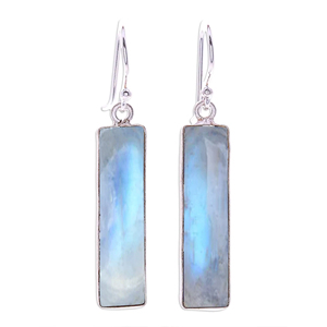 Femmes élégant classique arc-en-ciel pierre de lune Baguette boucles d'oreilles faites à la main 925 en argent Sterling mariages en gros bijoux approvisionnement - Product Image 1