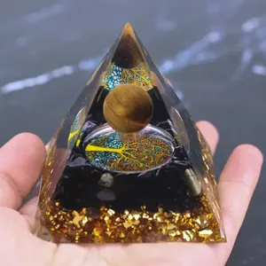 Nuevo producto personalizado Tiger Eye Sphere Orgone Pyramid resina energía orgonita negro turmalina Pirámide para decoración y EMF Prot