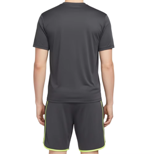 เสื้อยืดคอกลมสีเทาเข้มสำหรับผู้ชายพร้อมกางเกงขาสั้นสีทึบสไตล์สปอร์ตผ้าถักแห้งเร็วชุดฤดูร้อน - Product Image 5