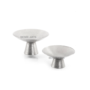 Juego de diseño fabuloso de 2 soportes de servicio de dulces de metal de diferentes tamaños soportes de postre a la venta-para chocolates y pasteles - Product Image 4