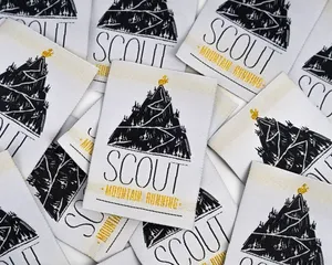 Jacquard tejido poliéster personalizado Color forma cuidado dobladillo etiquetas logotipo personalizado extremo pliegue ropa etiquetas prendas zapatos bolsas impresas - Product Image 6