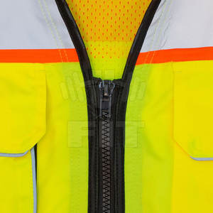 เสื้อกั๊กนิรภัย Hi VIS แบบกำหนดเองพร้อมโลโก้สะท้อนแสงสูงชุดทำงานกันน้ำเสื้อกั๊กไฮวิซสำหรับเพิ่มทัศนวิสัย - Product Image 4