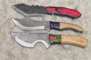 Cuchillos de caza rastreadores de acero de Damasco hechos a mano, lote de 10 para Bowie Utility Camping, mango de madera de grado DIY, gran regalo para amigos - Product Image 2