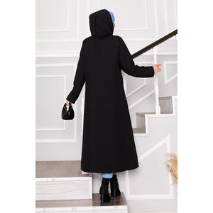 Abrigo Acolchado con Capucha Negra, Cuello de Piel, Relleno de Fibra de Poliéster, Forro de Nailon para Mujer - Talla XS, Largo, Estampado, para Invierno y Otoño - Product Image 6