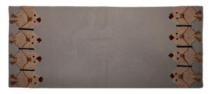 Chemin de table en coton pur de haute qualité avec finition durable en tissu doux de style tissage fait à la main, parfait pour une utilisation sur une table à manger - Product Image 2