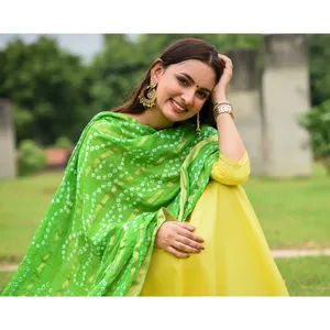 เดรสยาวสีเหลืองลายดอกแดฟโฟดิล ผ้าผสมลายจุด ผ้าเรยอน ยาวคลุมเท้า ไซส์ XS สำหรับงานแต่งงานและชุดเที่ยวกลางคืน - Product Image 5