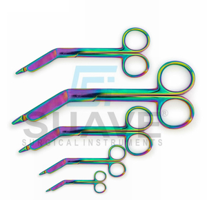 Ciseaux à bandage chirurgical à lame tranchante multicolore en acier inoxydable de 5.5 pouces par SUAVE SURGICAL INSTRUMENTS - Product Image 1