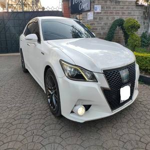 Vente chaude Toyota Crown assez utilisé Vitesse de pointe Fresh & Clean Pas d'accident Historique Conduite à gauche et à droite - Product Image 6