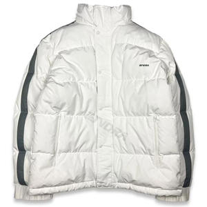 Veste matelassée pour hommes Vente en gros Veste matelassée en duvet personnalisée de haute qualité Style de mode pour hommes Vêtements d'hiver chauds - Product Image 1