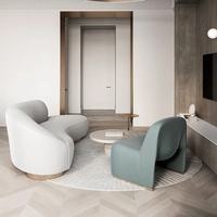 Silla de Espera Moderna para Hotel BILIDO, Elegante y Estilizada, Sofá Curvo de Terciopelo Color Crema Rosa con Forma de Luna, Estilo Salón Francés