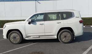 Usado 2023-2024 para SUV Automático 4x4 Asientos de Cuero Control de Crucero Adaptativo Neumáticos R20 Tracción Total Emisión Euro 4 6 Velocidades Volante a la Izquierda - Product Image 5