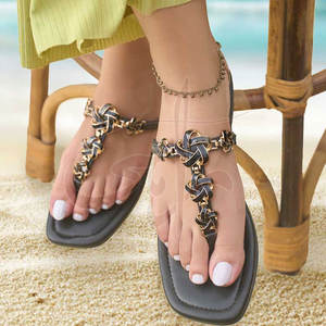 Zapatos de Mujer Atemporales y Adaptables con Suela de Cuero Natural Antideslizante, Detalles Impresionantes en Hierro, Acabado Mate Profundo, Personalizables - Product Image 2