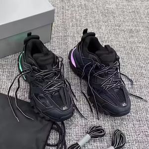 Chaussures Décontractées de Designer Style Rétro 2026 Série LED Running Track 3.0 Baskets Classiques Tendance Mode Homme - Product Image 5