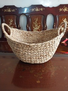 สั่งซื้อเองตะกร้าเรือรูปไข่ผักตบชวาตะกร้าเก็บสี่เหลี่ยมผืนผ้ามัลติฟังก์ชั่นเป็นมิตรกับสิ่งแวดล้อมแบบคลาสสิกที่ยั่งยืน