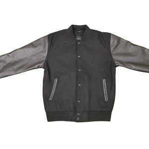 Chaqueta de cuero universitario de invierno con cuello de pie largo estilo Letterman de lana-Hecho en Pakistán - Product Image 3