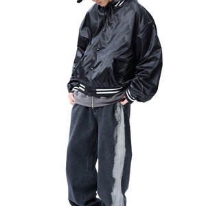 Chaquetas Varsity de satén de alta calidad para hombre con la última chaqueta de calle alta para hombre Chaquetas de hombre Varsity de satén bajo Moq de invierno - Product Image 4