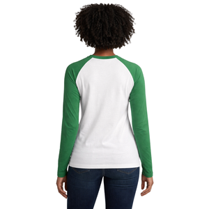T-shirt à manches longues raglan blanc 08 Pretty Girl, vêtements de sororité grecque, t-shirt rose et vert pour femmes, vêtements de sororité universitaire, vêtements grecs - Product Image 2